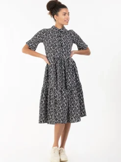 Jolie Moi Shirt Dresses|Office Dresses-Amara Tiered Midi Shirt Dress, Black Geo