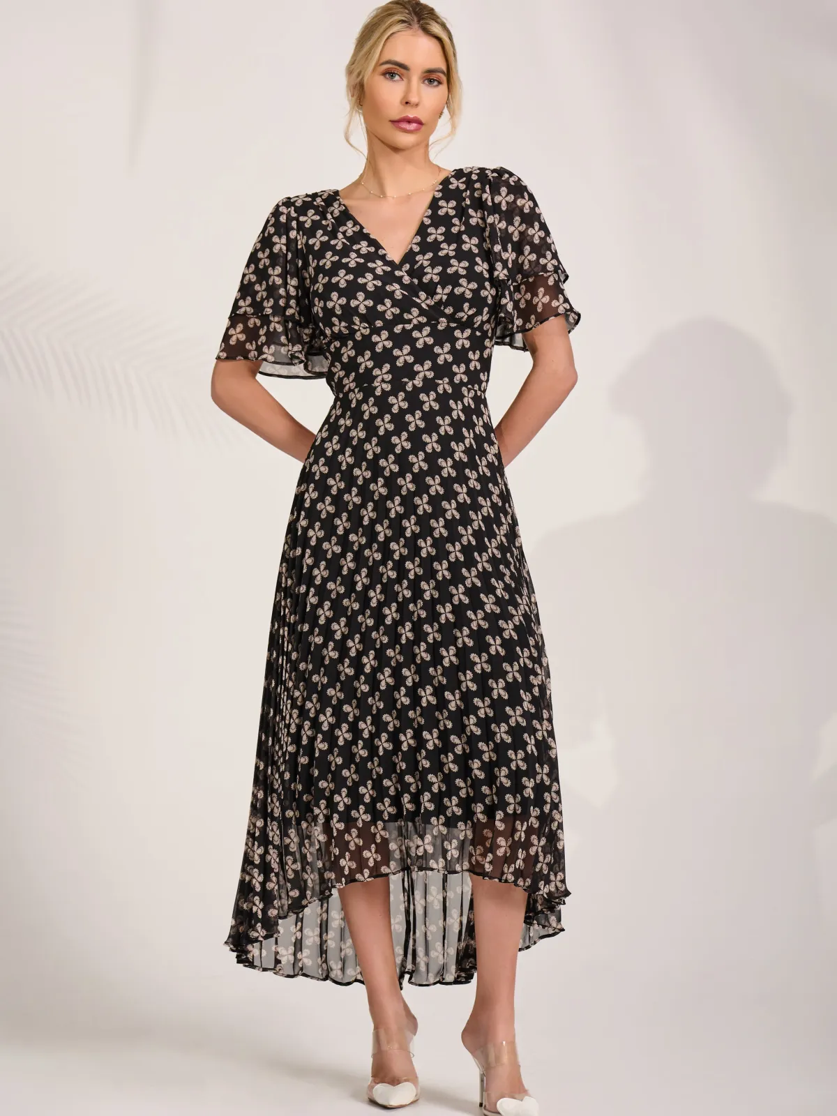 Jolie Moi Occasion Dresses|Maxi Dresses-Angel Sleeve Pleated Chiffon Midaxi Dress, Black Geo