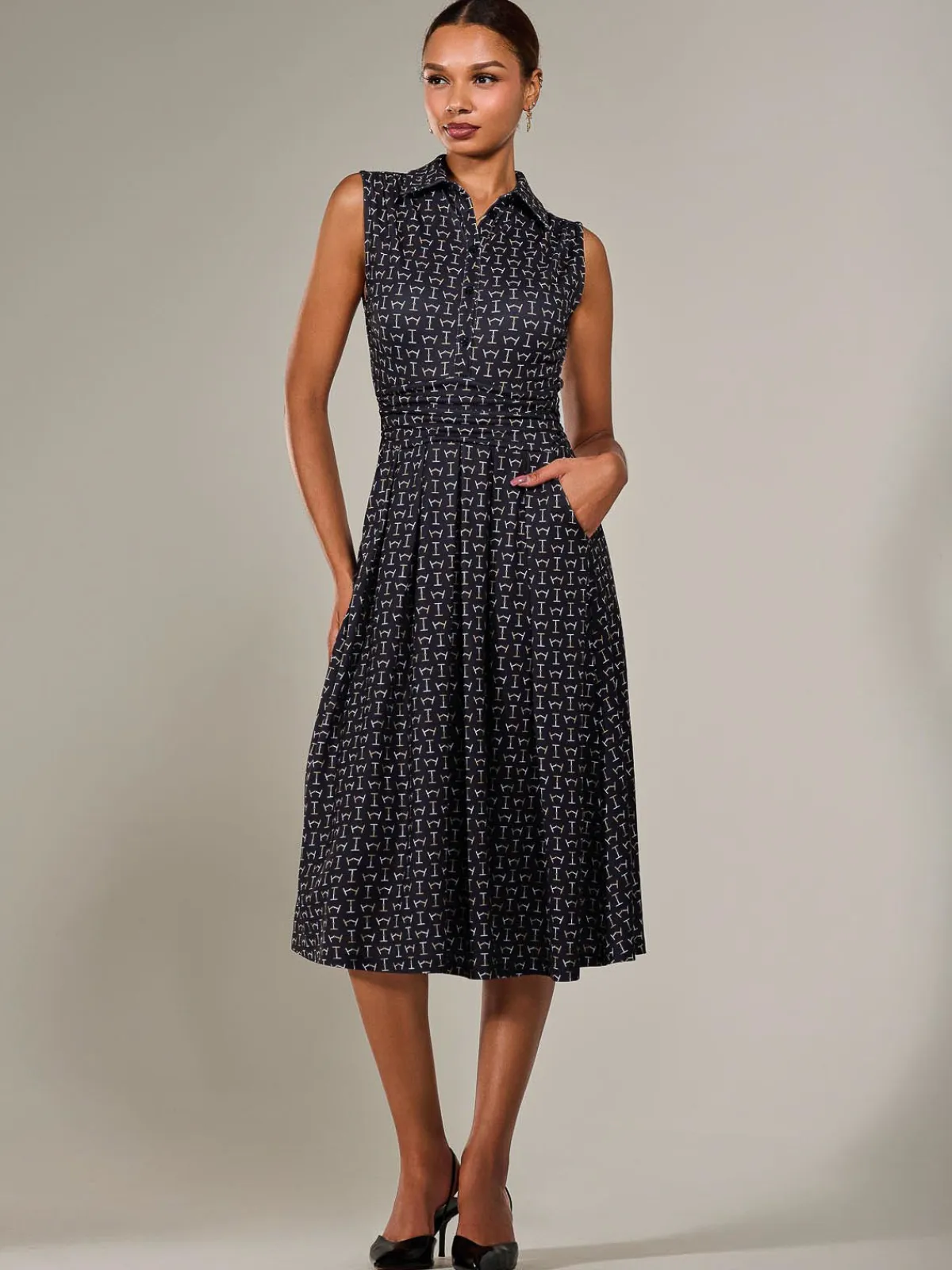 Jolie Moi Sleeveless Dresses|Shirt Dresses-Button Sleeveless Midi Dress, Black Abstract
