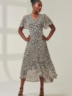 Jolie Moi Occasion Dresses|Office Dresses-Chelsea Pleated Chiffon Dip Hem Maxi Dress, Black Geo