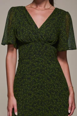 Jolie Moi Occasion Dresses|Floral Dresses-Chiffon Pleated Dip Hem Maxi Dress, Green Abstract