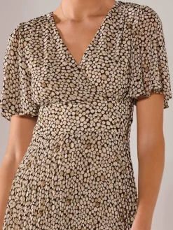 Jolie Moi Office Wear|Wrap Dresses-Chiffon Pleated Wrap Midaxi Dress, Black Cream