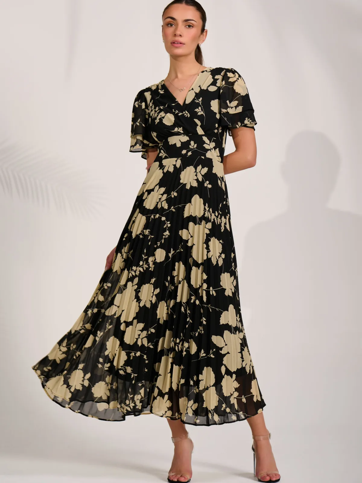 Jolie Moi Occasion Dresses|Floral Dresses-Chiffon Ruffle Sleeve Pleated Maxi Dress, Black Floral