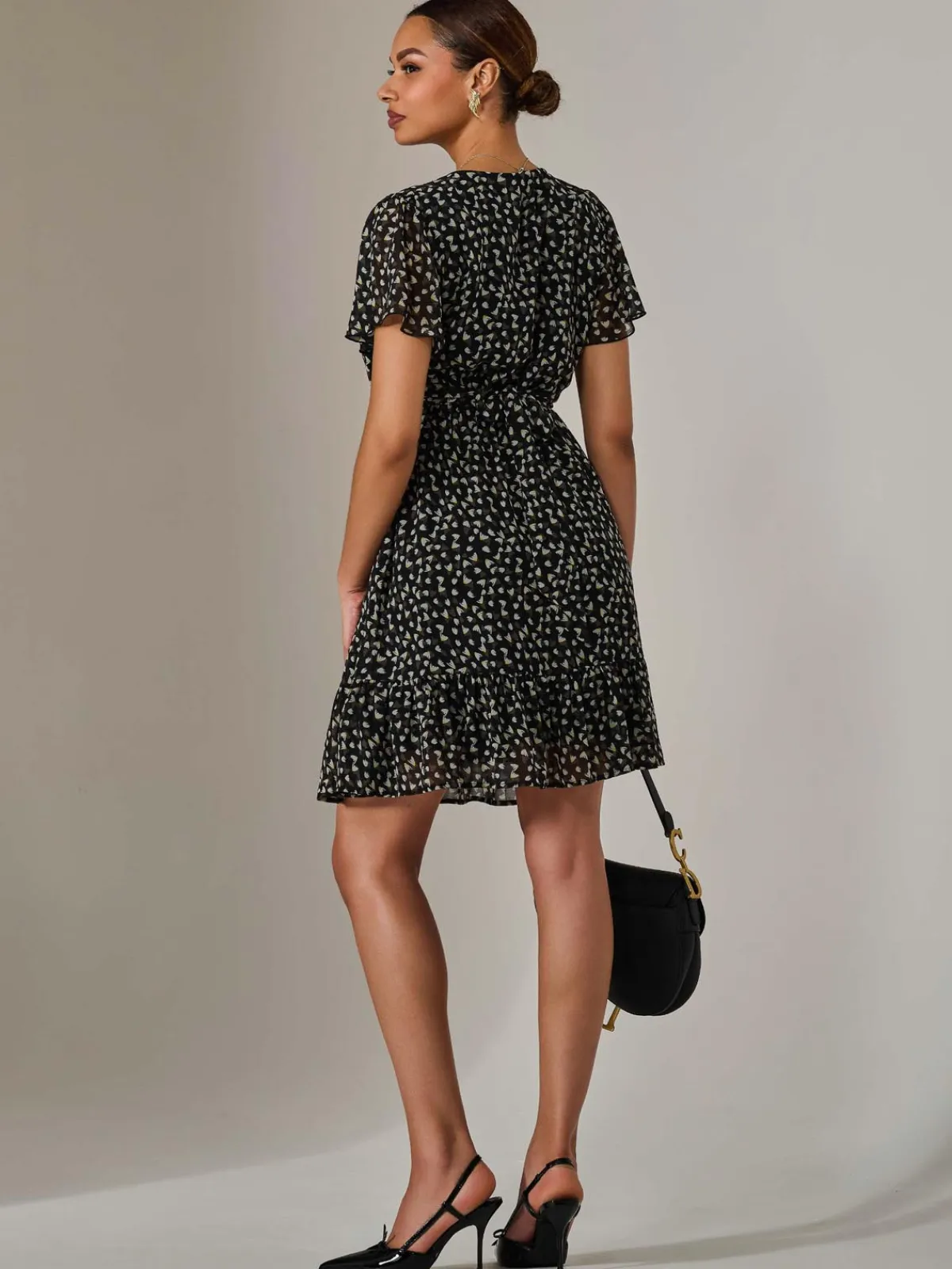 Jolie Moi Office Wear|Weekend Casuals-Chiffon Short Sleeve Tie Waist Mini Dress, Black Pattern