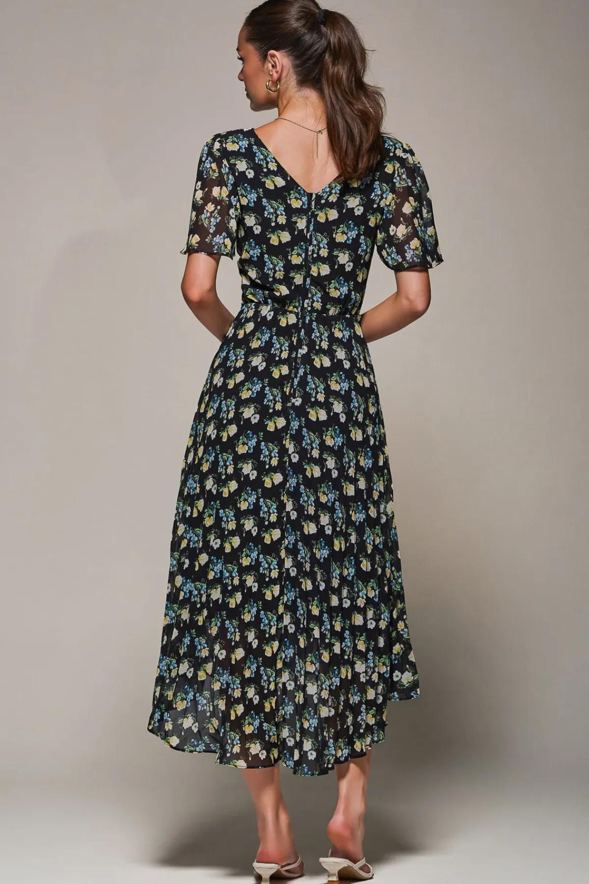 Jolie Moi Occasion Dresses|Floral Dresses- Floral Chiffon V Neck Midaxi Dress Black Floral