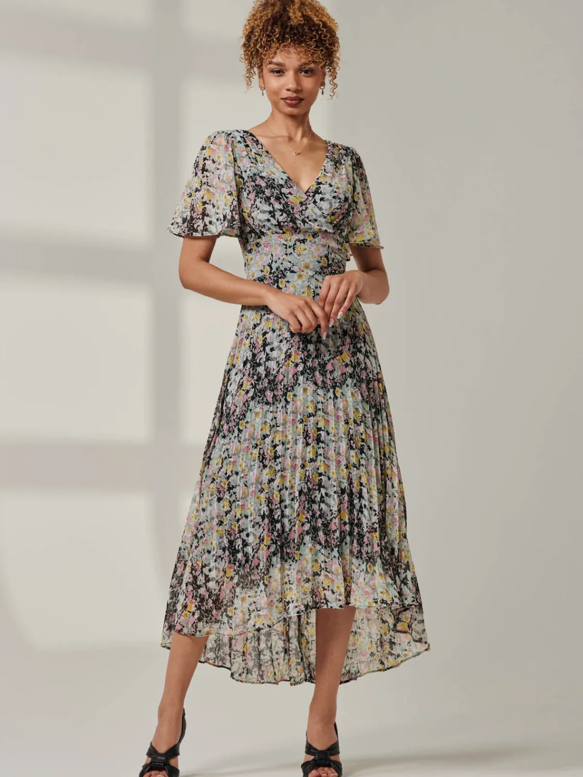 Jolie Moi Occasion Dresses|Floral Dresses- Floral Chiffon V Neck Midaxi Dress Black Multi