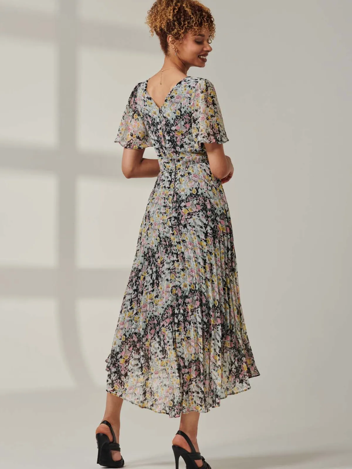 Jolie Moi Occasion Dresses|Floral Dresses- Floral Chiffon V Neck Midaxi Dress Black Multi
