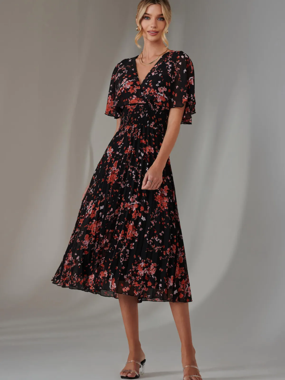 Jolie Moi Occasion Dresses|Floral Dresses-Floral Print Chiffon Pleated Dress, Black Red Floral