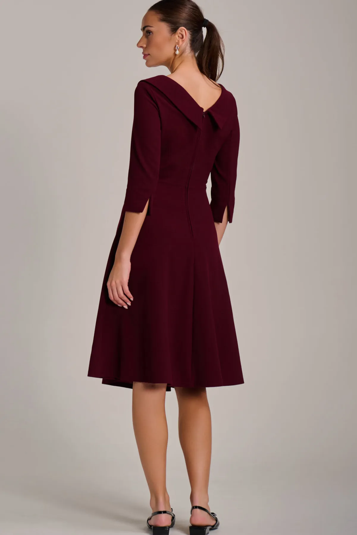 Jolie Moi Office Wear|Party Dresses-Fold Collar Button Detail Dress, Burgundy