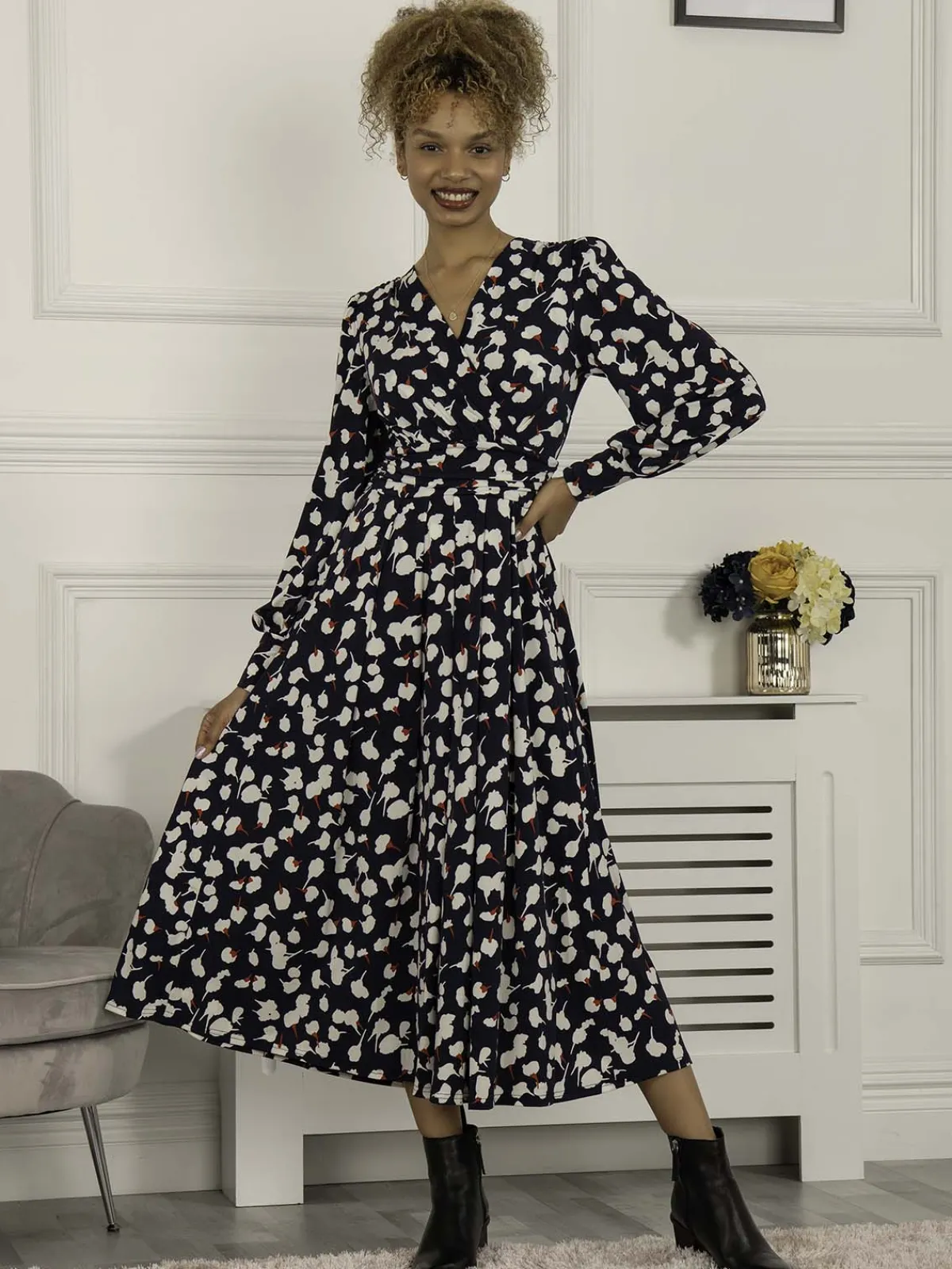 Jolie Moi Occasion Dresses|Weekend Casuals-Nancy Long Sleeve Maxi Dress, Navy White Floral