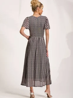 Jolie Moi Occasion Dresses|Mesh Dresses-Mesh Short Sleeve Midaxi Dress, Black Geo