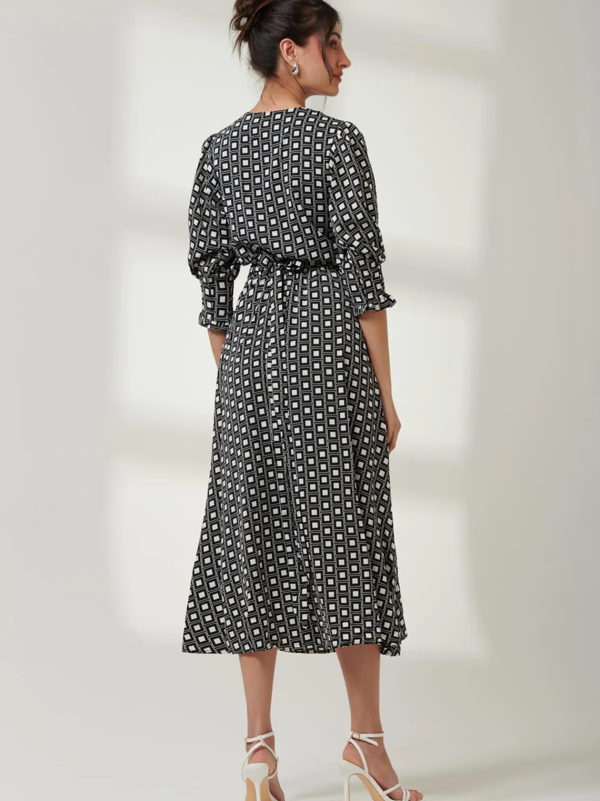 Jolie Moi Occasion Dresses|Office Dresses-Peyton Wrap Puff Sleeve Midi Dress, Black Geo