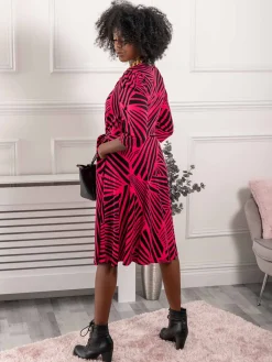 Jolie Moi Occasion Dresses|Weekend Casuals-Plus Size Twist Front Maxi Dress, Pink Geo