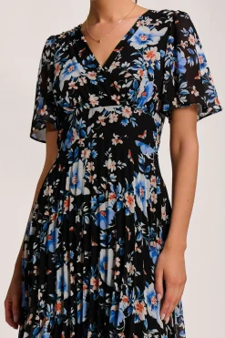 Jolie Moi Occasion Dresses|Floral Dresses-Printed Chiffon Pleated Maxi Dress, Black Floral