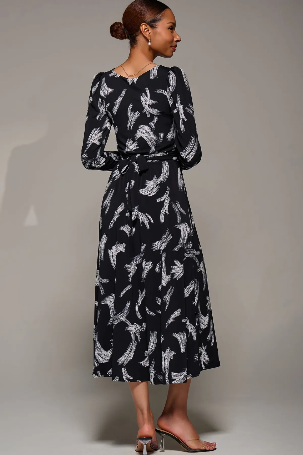 Jolie Moi Occasion Dresses|Weekend Casuals-Puff Long Sleeve Jersey Maxi Dress, Black Brushstroke