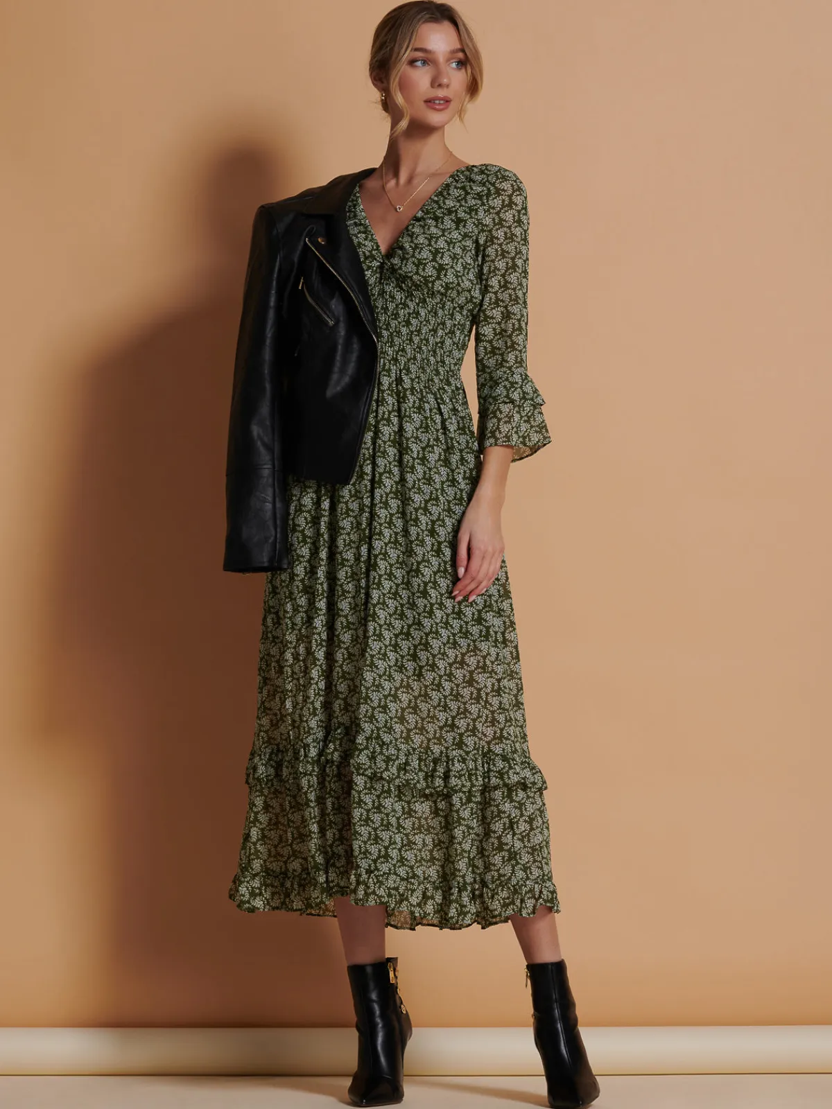 Jolie Moi Occasion Dresses|Weekend Casuals-Qaiya Shirred Chiffon Maxi Dress, Green Floral