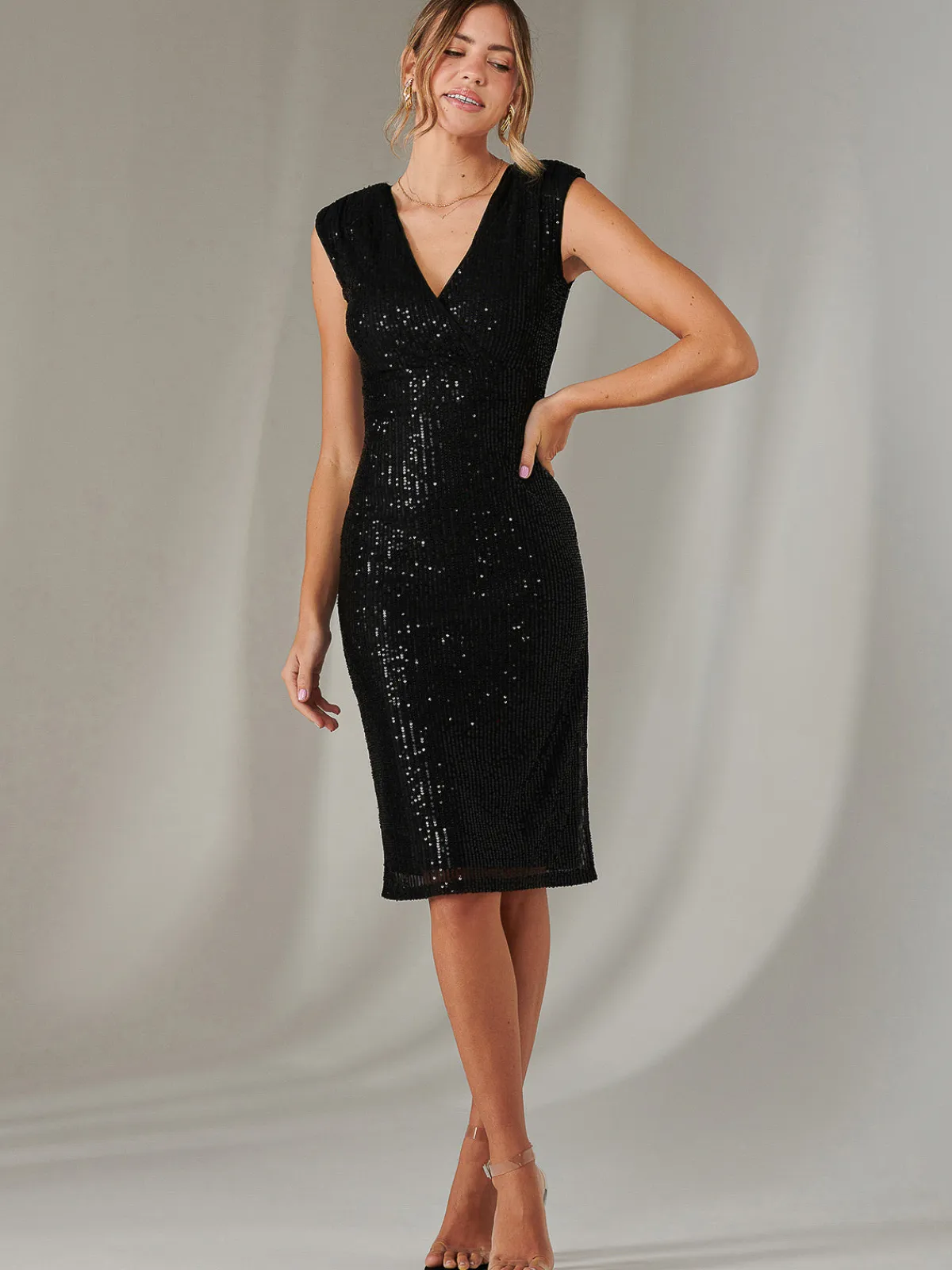 Jolie Moi Occasion Dresses|Sleeveless Dresses-Qaya Sequin V Neck Shift Dress, Black