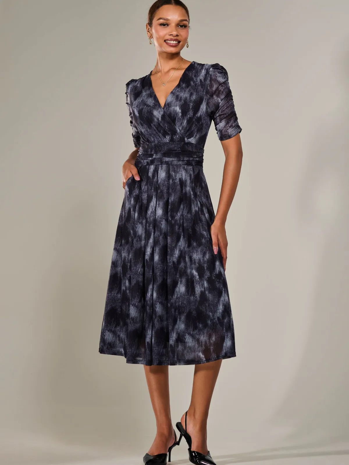 Jolie Moi Office Wear|Mesh Dresses-Ruched Sleeve Mesh Maxi Dress, Grey Abstract