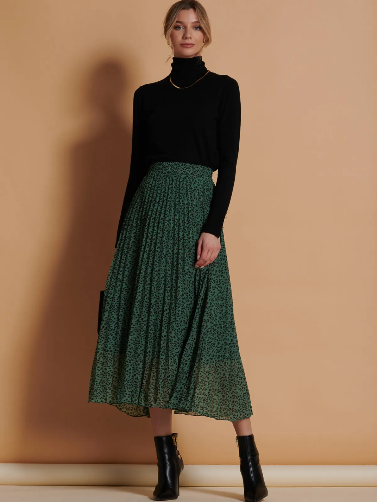 Jolie Moi Skirts|Weekend Casuals-Saige Chiffon Pleated Maxi Skirt, Green Animal
