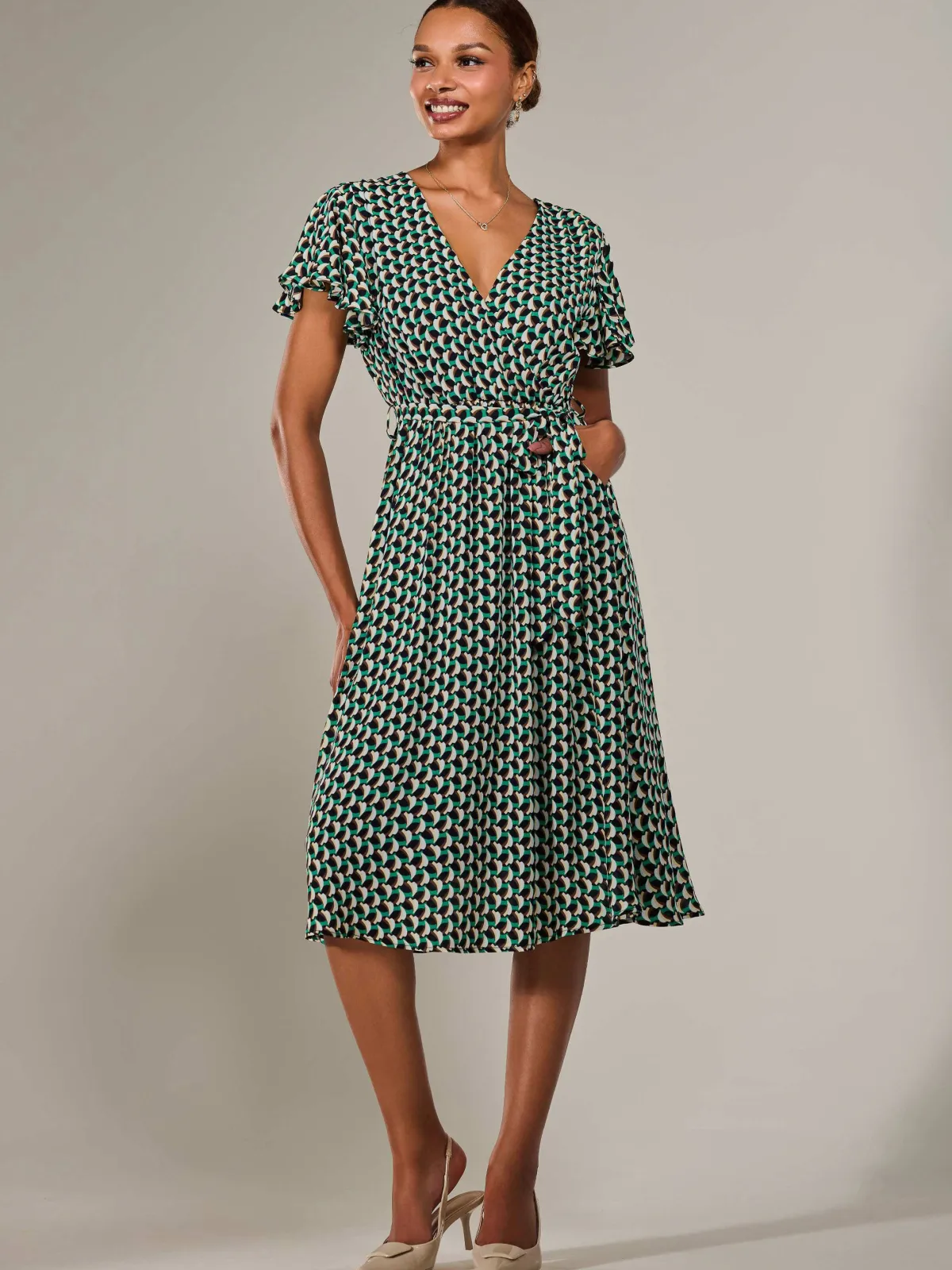 Jolie Moi Office Wear|Midi Dresses-Short Sleeve Side Tie Midi Dress, Green Geo