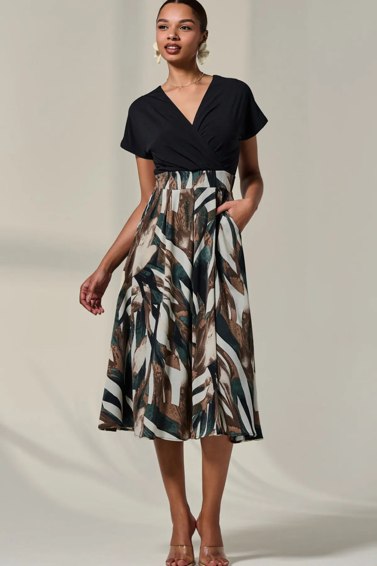 Jolie Moi Occasion Dresses|Wrap Dresses-Short Sleeve Two Tone Midaxi Dress, Black Abstract