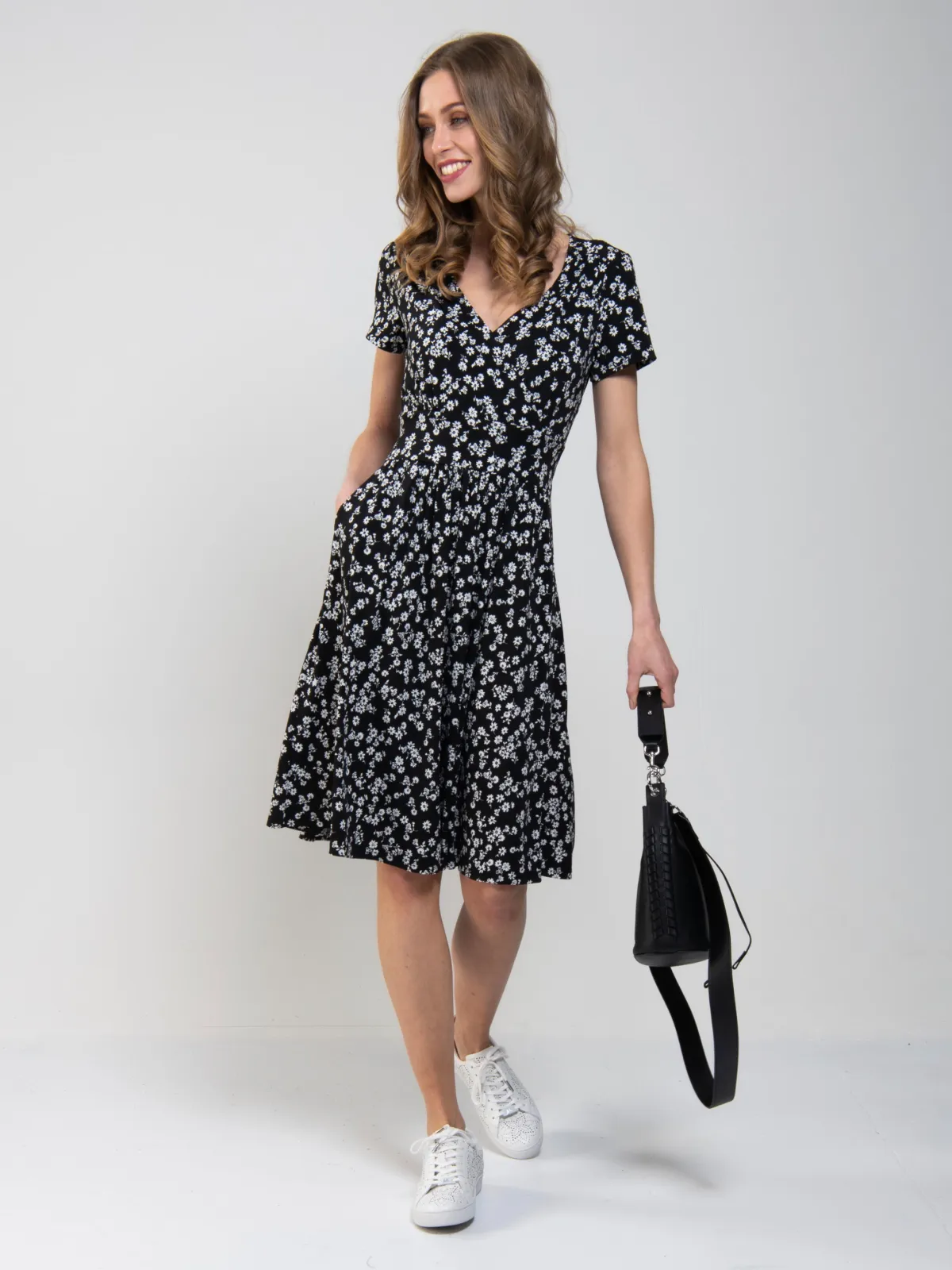 Jolie Moi Office Wear|Jersey Dresses-Sweetheart Neck Swing Dress, Black/White