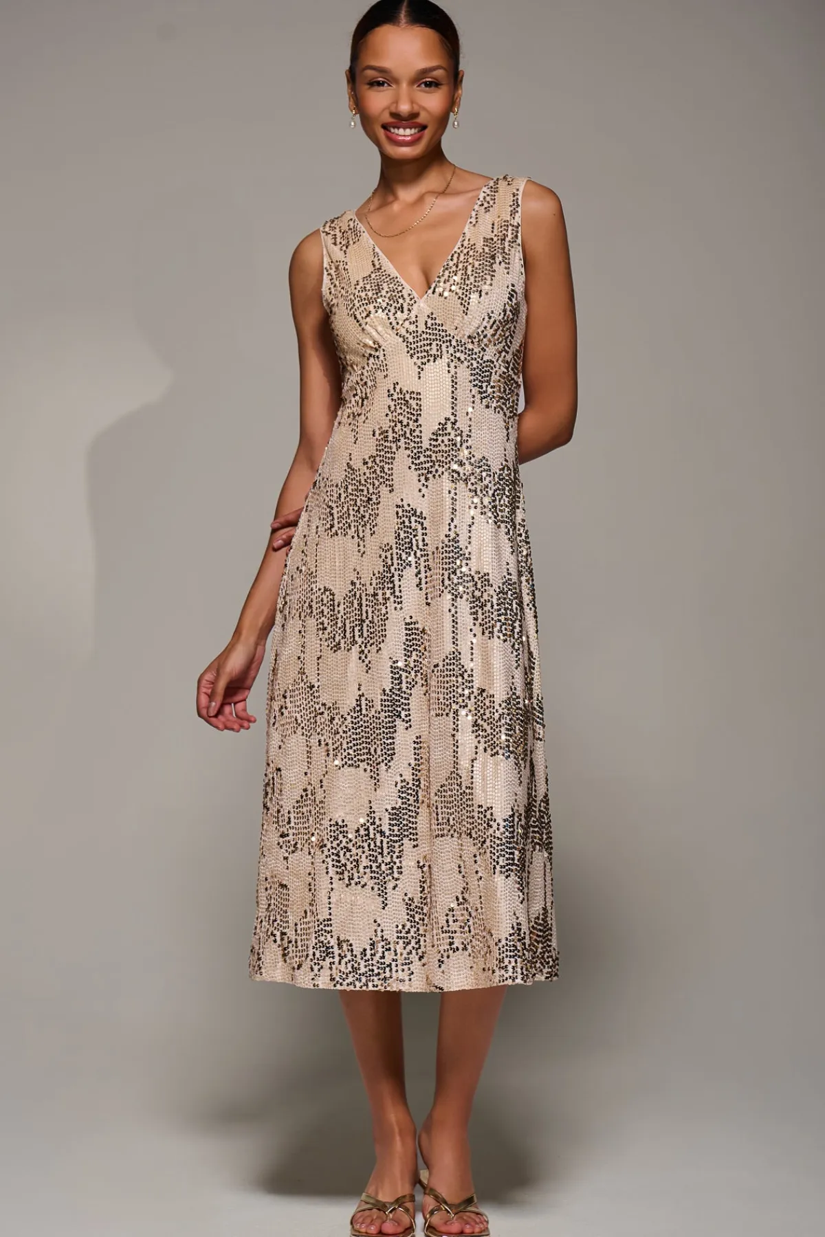 Jolie Moi Occasion Dresses|Sleeveless Dresses-V-Neck Sequin Embellished Velvet Midi Dress, Gold
