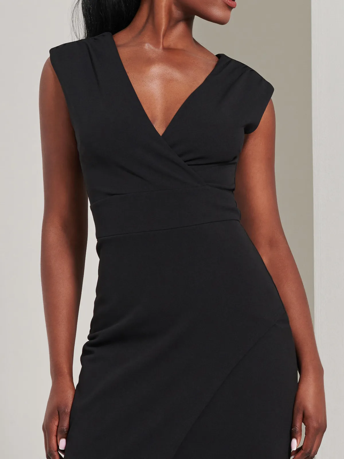 Jolie Moi Occasion Dresses|Sleeveless Dresses-Yseult V-Neck Split Bodycon Dress, Black